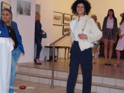 Fashion Show in der Contemplor Galerie Wien am 16. 03. 2024